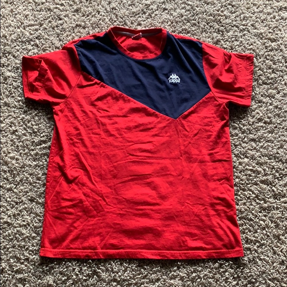 Kappa t shirt. XL on tag fits more M/L